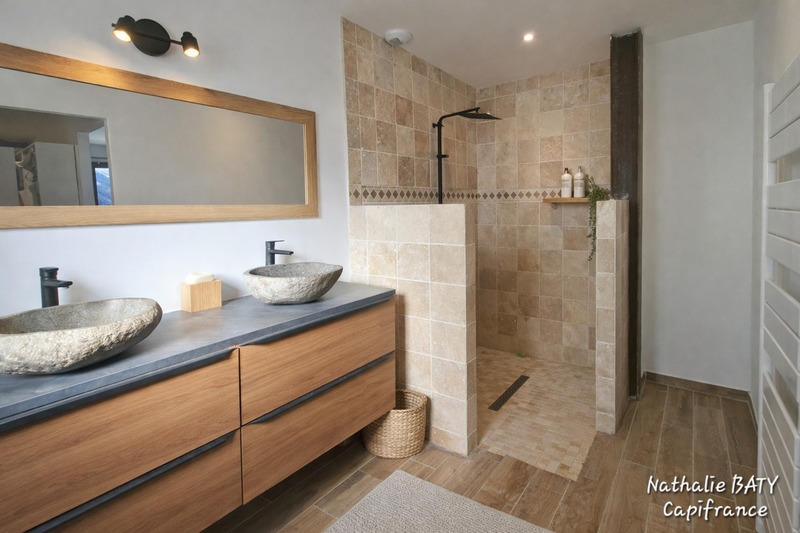 Maison - 182 m² - 7 pièces