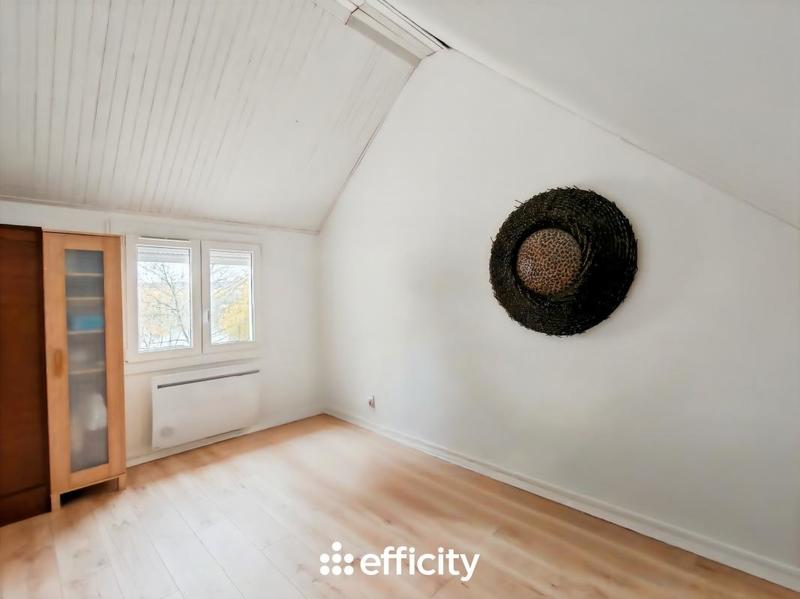 Maison - 115 m² - 7 pièces