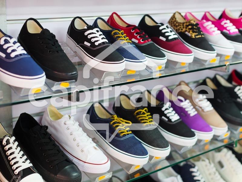 Local commercial - 150 m² - 2 pièces