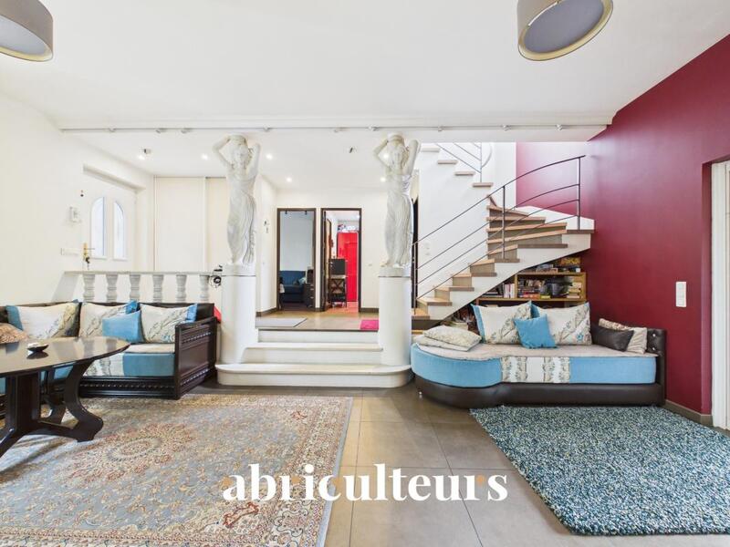 Maison ancienne - 185 m² - 6 pièces