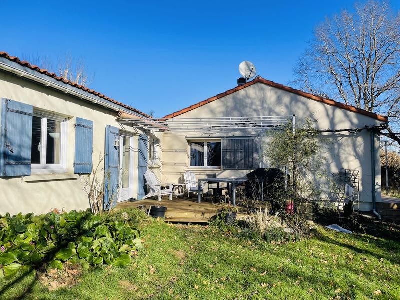 Maison - 161 m² - 6 pièces