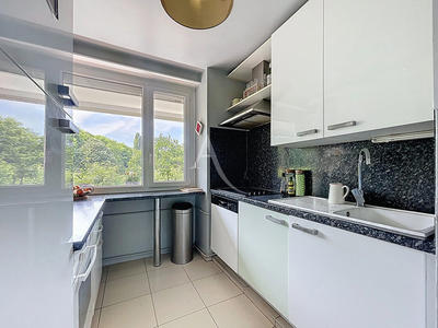 Appartement - 65 m² - 4 pièces