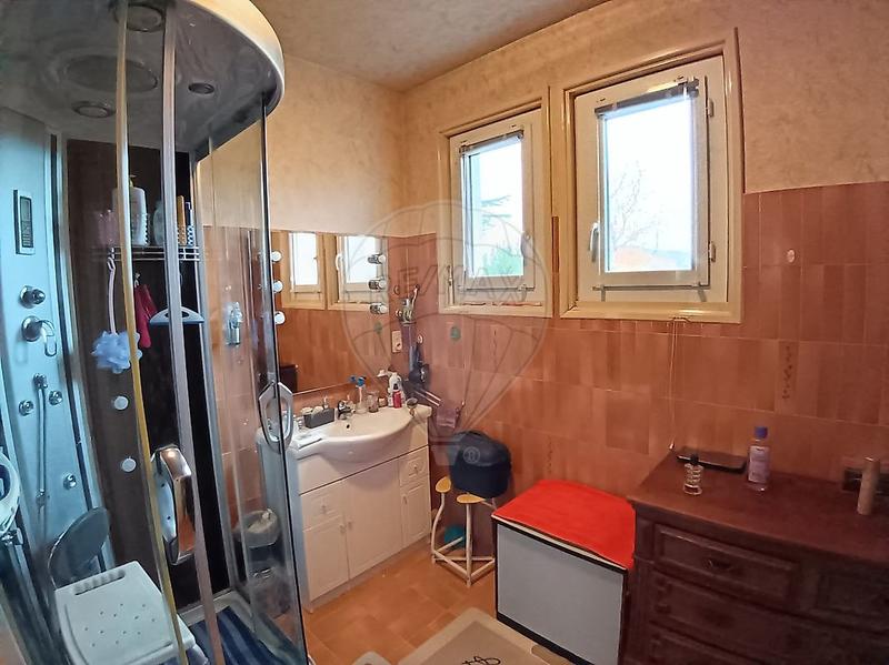 Maison - 156 m² - 6 pièces