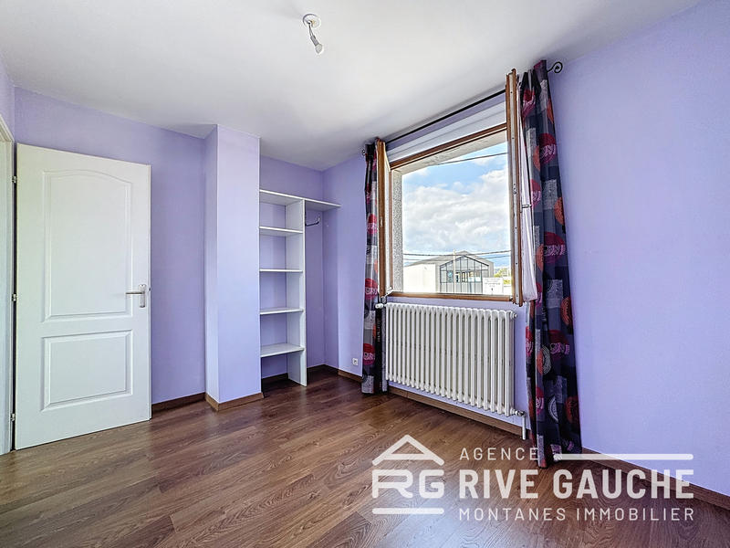 Maison - 258 m² - 10 pièces