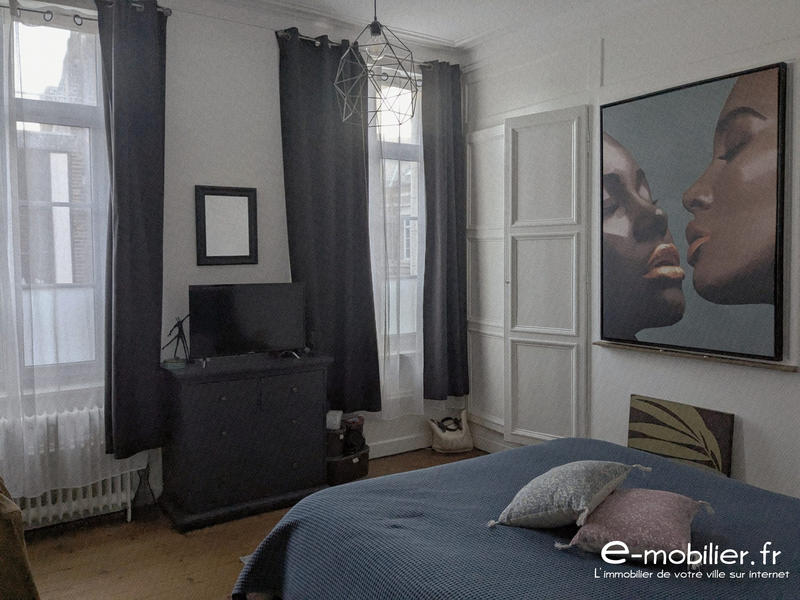 Maison - 195 m² - 8 pièces