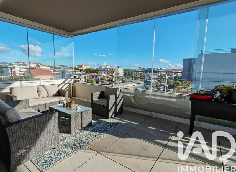 Appartement - 100 m² - 4 pièces