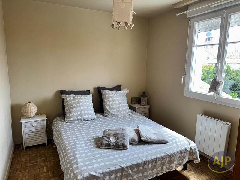 Maison - 102 m² - 6 pièces