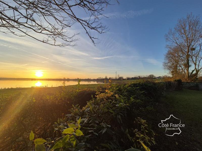 Propriété - 207 m² - 7 pièces