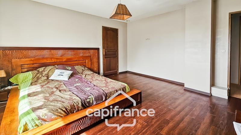 Maison - 145 m² - 7 pièces