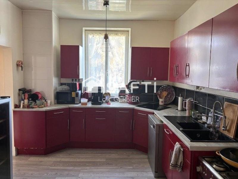 Maison - 123 m² - 6 pièces