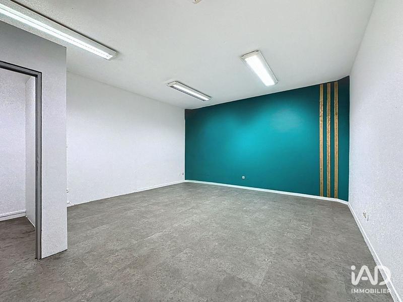Bureau - 837 m²