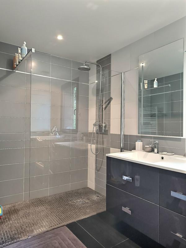 Maison d'architecte - 317 m² - 10 pièces