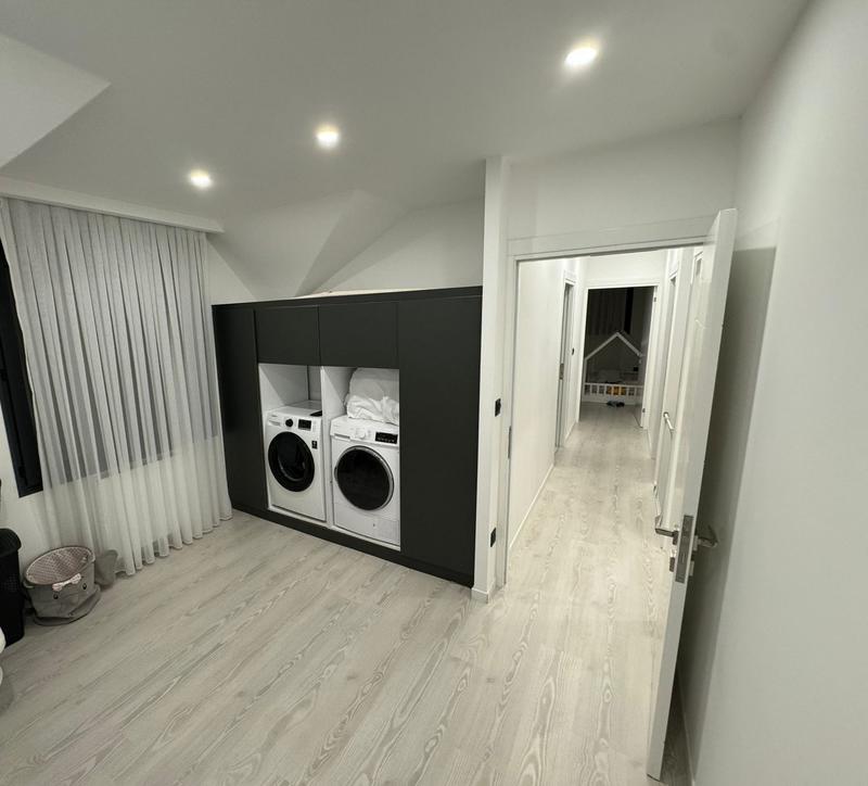 Villa - 141 m² - 6 pièces