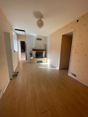 Maison de bourg - 140 m² - 6 pièces