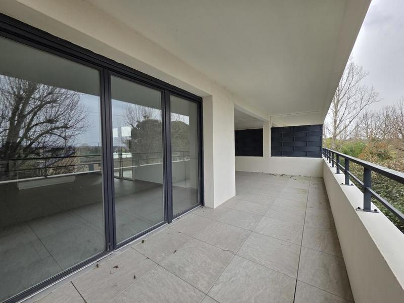 Appartement - 75 m² - 3 pièces