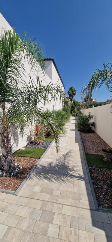 Villa - 213 m² - 5 pièces