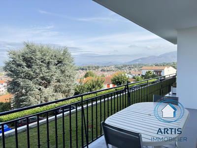 Appartement - 101 m² - 4 pièces