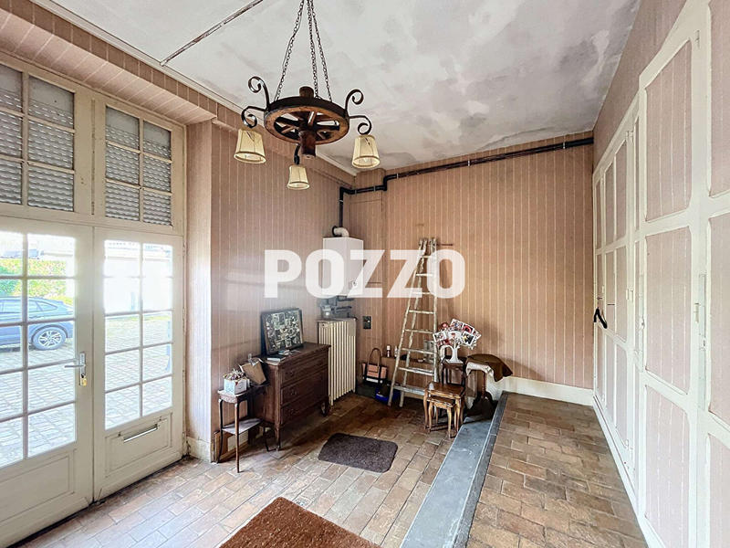 Maison - 224 m² - 7 pièces