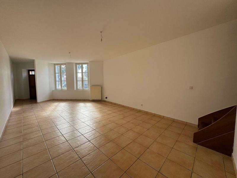 Appartement - 100 m² - 4 pièces