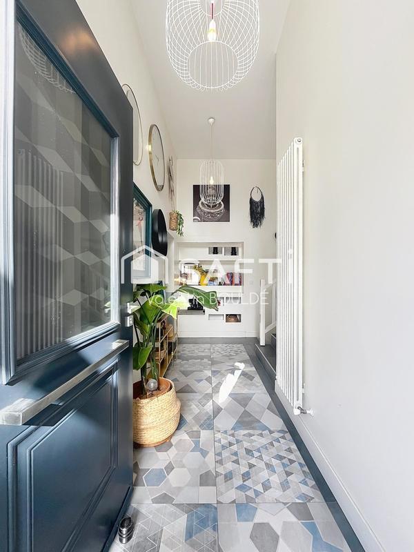 Maison - 182 m² - 7 pièces