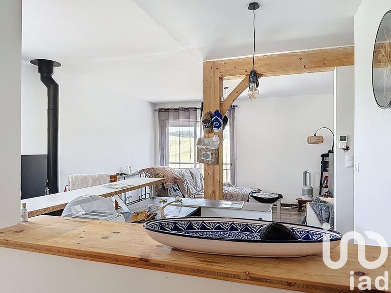 Maison - 104 m² - 5 pièces