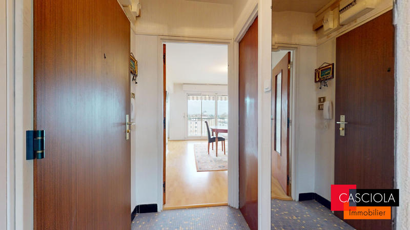 Appartement - 75 m² - 4 pièces