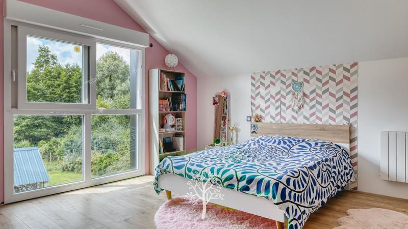 Maison - 225 m² - 6 pièces