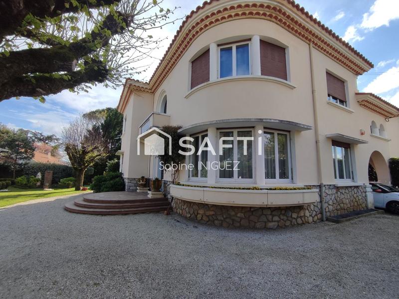 Maison - 169 m² - 7 pièces