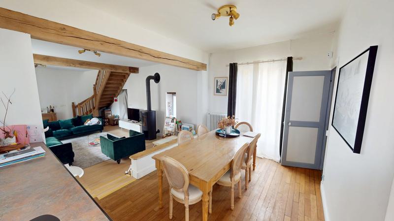 Maison ancienne - 171 m² - 6 pièces