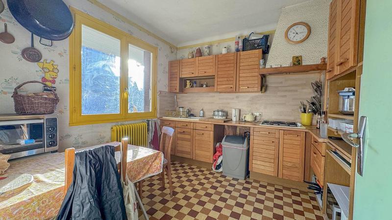Maison - 95 m² - 5 pièces