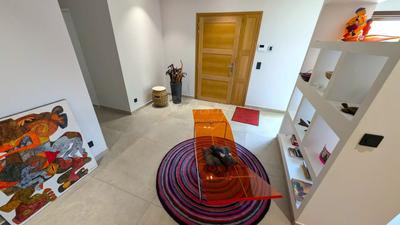 Maison - 260 m² - 7 pièces