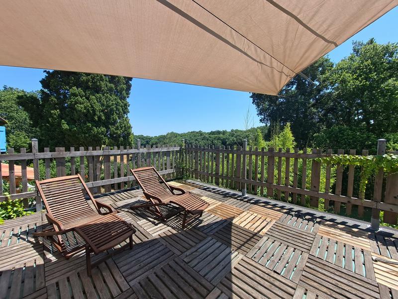 Maison - 397 m² - 16 pièces