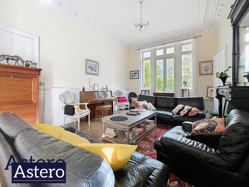 Maison bourgeoise - 290 m² - 9 pièces