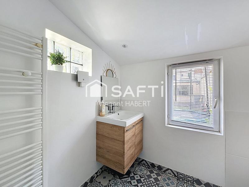 Maison - 121 m² - 6 pièces