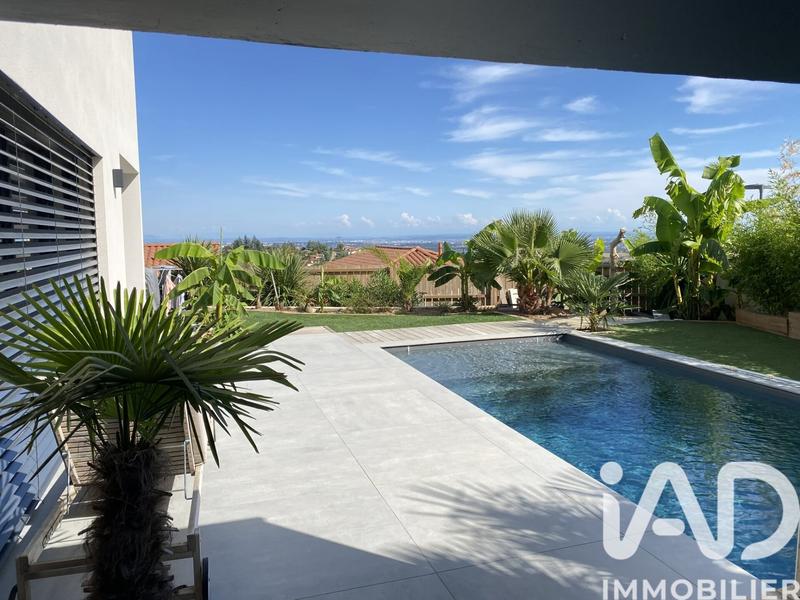 Maison - 165 m² - 7 pièces