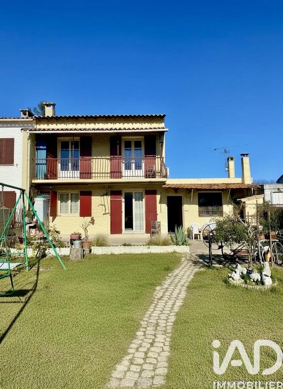 Maison - 100 m² - 5 pièces