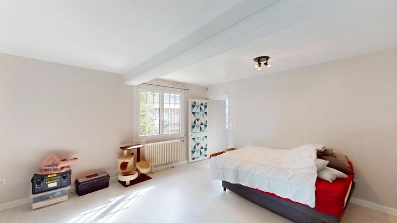 Corps de ferme - 150 m² - 5 pièces