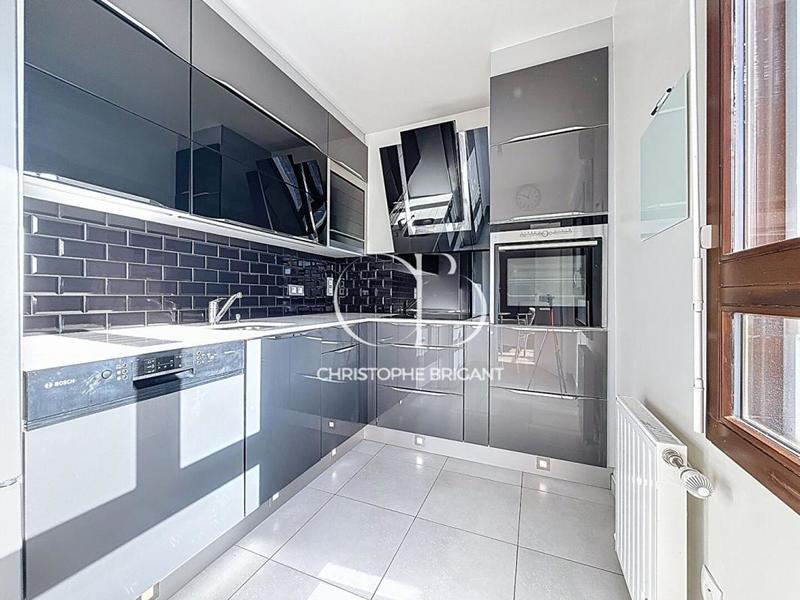 Appartement - 64 m² - 3 pièces