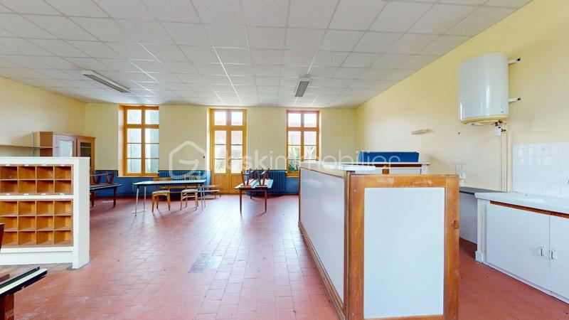 Maison - 400 m² - 10 pièces