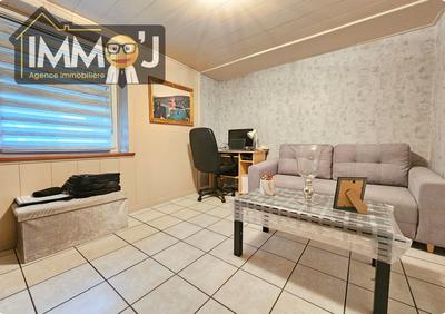 Maison - 104 m² - 4 pièces