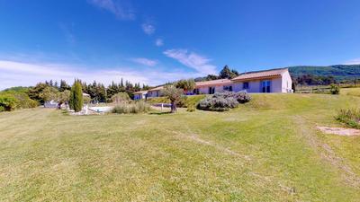 Maison - 313 m² - 11 pièces