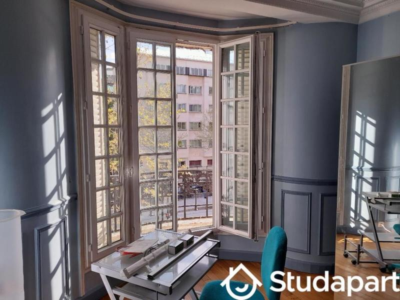 Chambre - 13 m² - 1 pièce