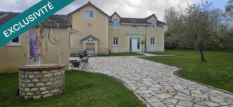 Maison - 200 m² - 6 pièces