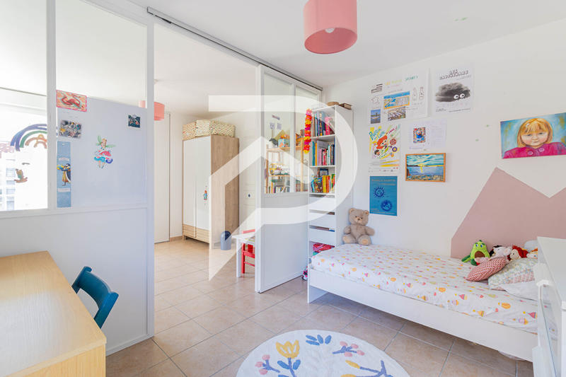 Appartement - 96 m² - 4 pièces