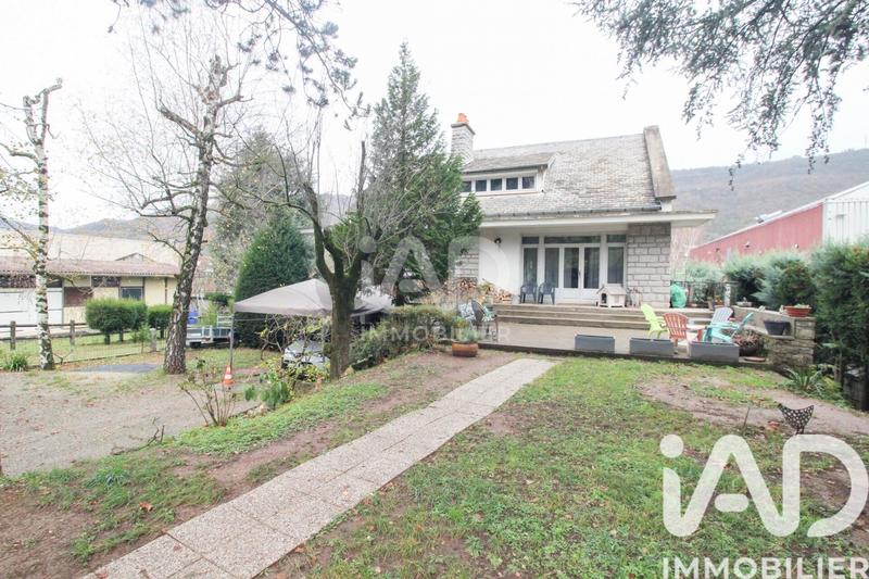 Maison - 170 m² - 7 pièces