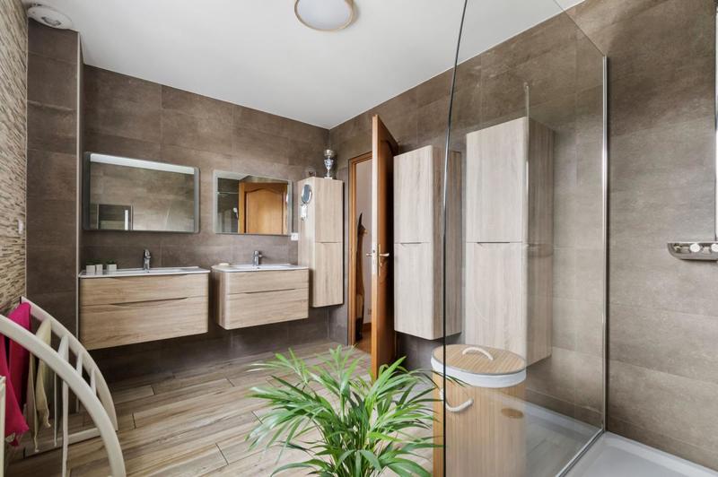 Maison - 160 m² - 7 pièces