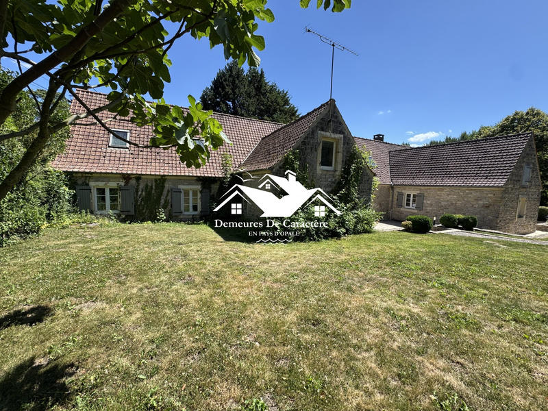 Maison - 266 m² - 8 pièces