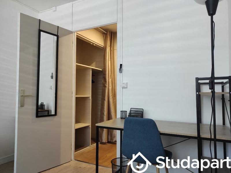 Chambre - 14 m² - 1 pièce