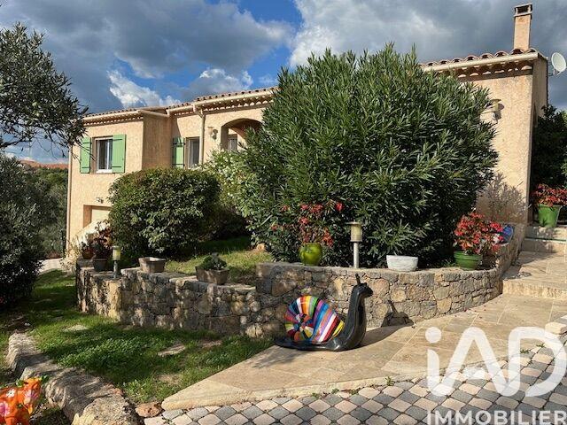 Maison - 122 m² - 5 pièces