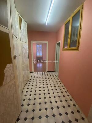 Immeuble - 146 m² - 6 pièces